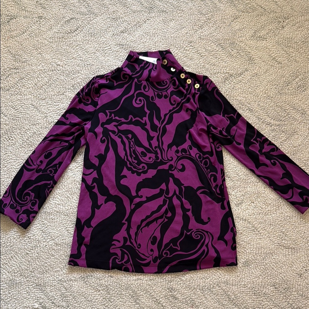 NWT Chicos Travelers Paisley Mock with Buttons